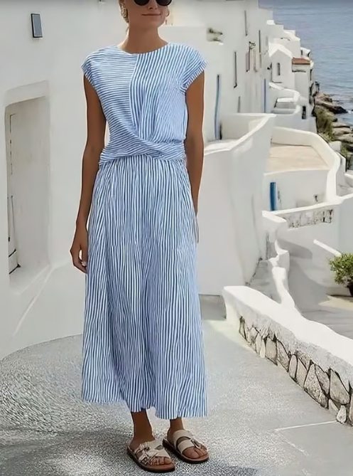 Linen dress with twisted effect
